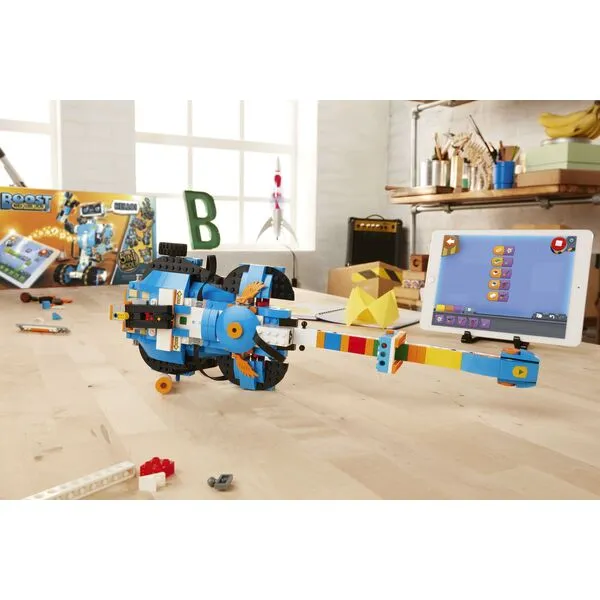 Boost 17101 Набор для конструирования и программирования (Фото 19)