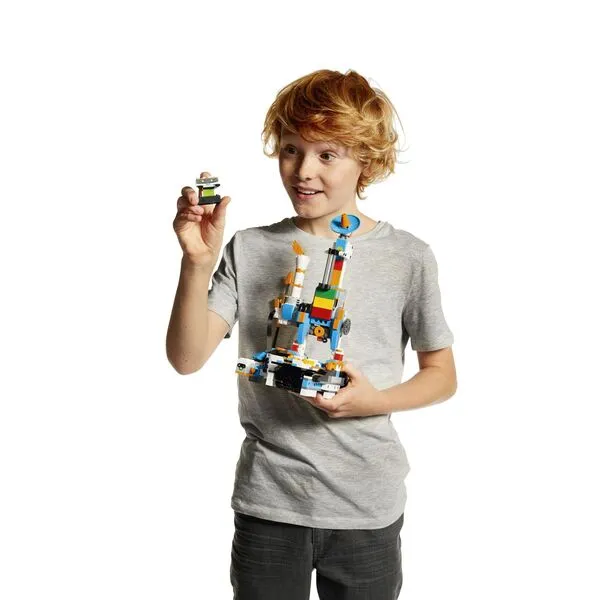 Boost 17101 Набор для конструирования и программирования (Фото 39)