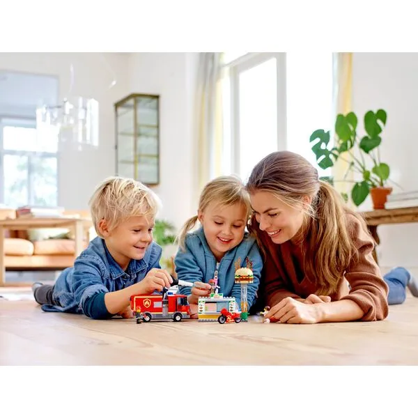 City 60214 Пожар в бургер-кафе (Фото 3)