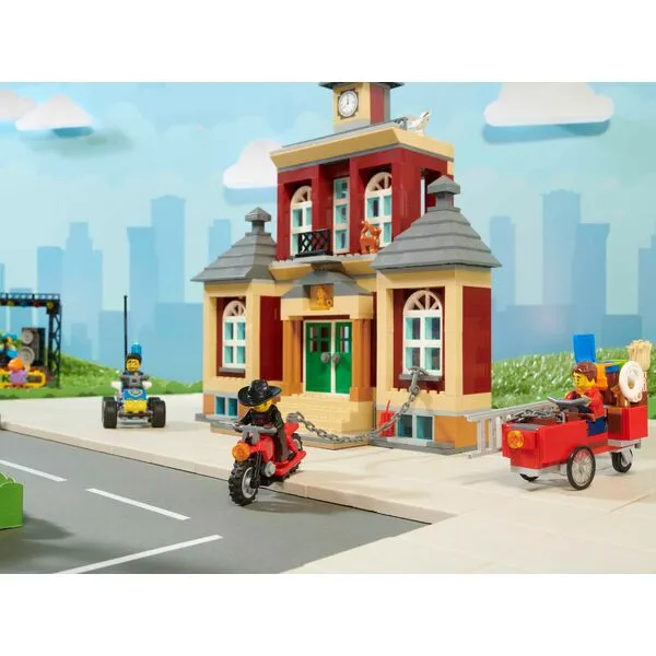 City 60271 Городская площадь (Фото 12)