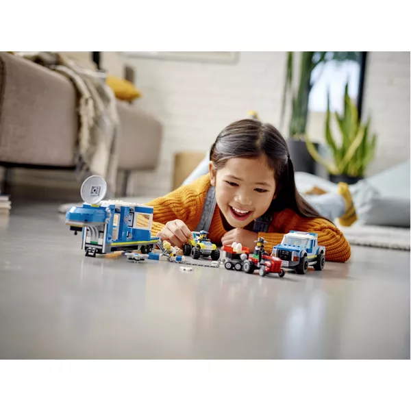 City 60315 Полицейский мобильный командный трейлер (Фото 6)