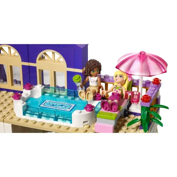 Friends 41101 Гранд-отель в Хартлейк Сити (Фото 2)