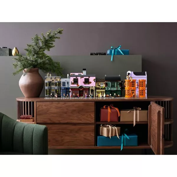 Harry Potter 75978 Косой переулок (Фото 34)