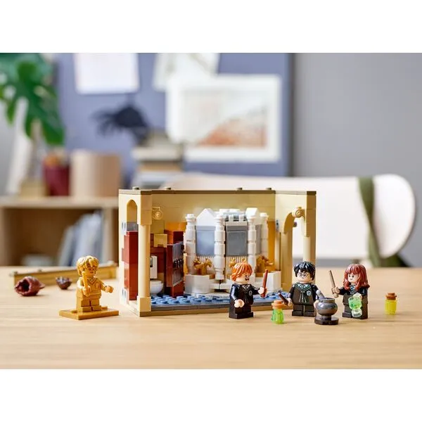 Harry Potter 76386 Хогвартс: ошибка с оборотным зельем (Фото 5)