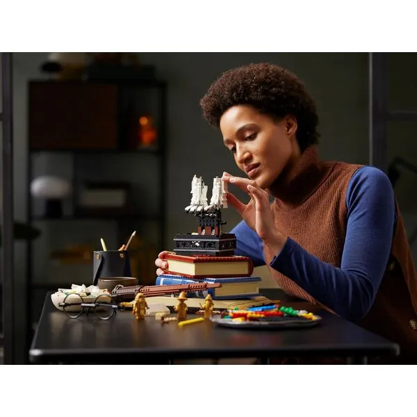 Harry Potter 76391 Символы Хогвартса: коллекционное издание (Фото 6)