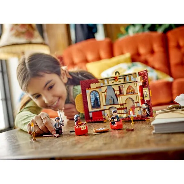 Harry Potter 76409 Знамя факультета Гриффиндора (Фото 3)