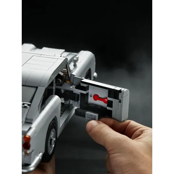 Icons 10262 Джеймс Бонд: Aston Martin DB5 (Фото 3)