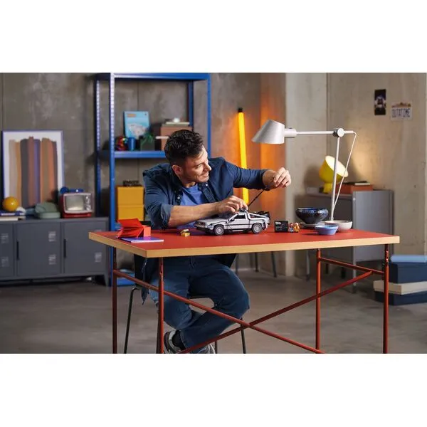 Icons 10300 Машина времени из Назад в будущее (Фото 4)