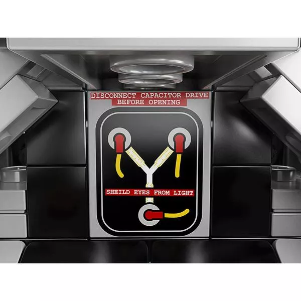 Ideas 21103 Машина времени DeLorean (Фото 5)