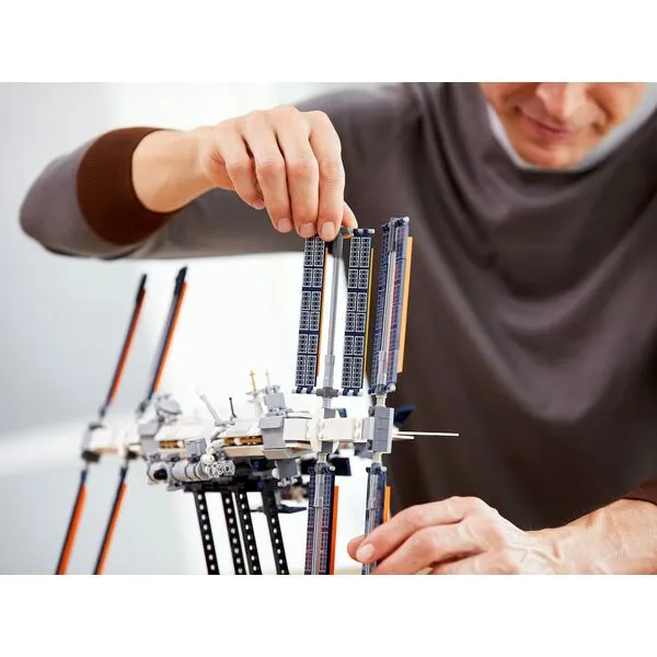 Ideas 21321 Международная Космическая Станция (Фото 5)