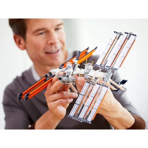 Ideas 21321 Международная Космическая Станция (Фото 4)