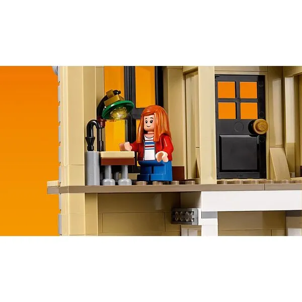 Jurassic World 75930 Нападение Индораптора в поместье Локвуд (Фото 4)