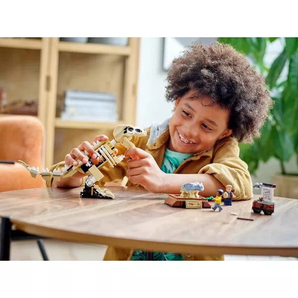 Jurassic World 76940 Скелет тираннозавра на выставке (Фото 3)