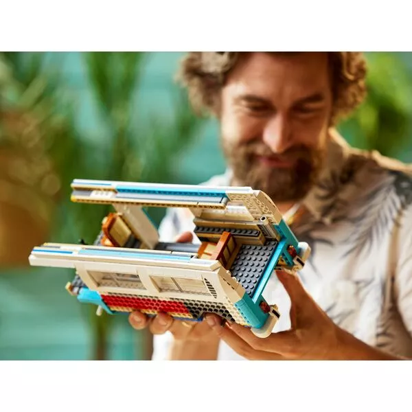 Коллекционные наборы 10279 Фургон Volkswagen T2 Camper (Фото 4)