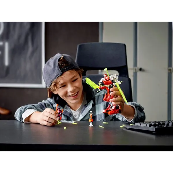 NINJAGO 71707 Реактивный самолёт Кая (Фото 3)