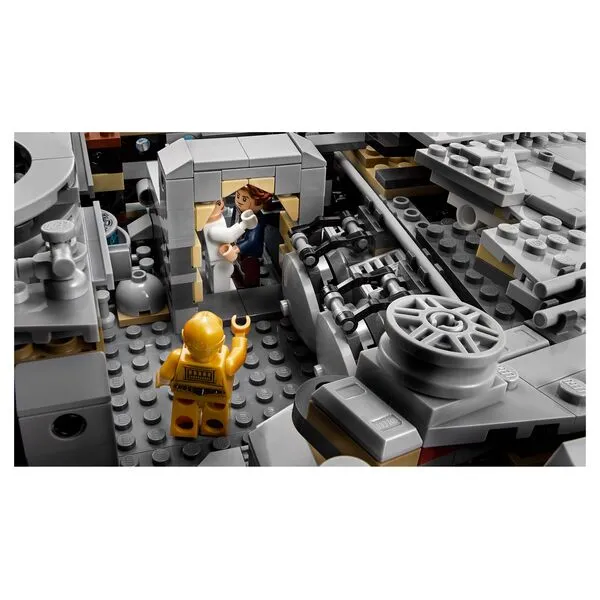 Star Wars 75192 Сокол Тысячелетия (Фото 3)