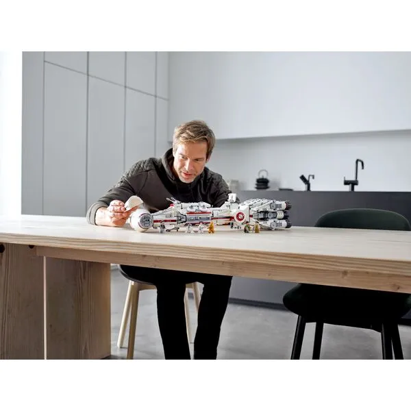 Star Wars 75244 Тантив IV (Фото 3)