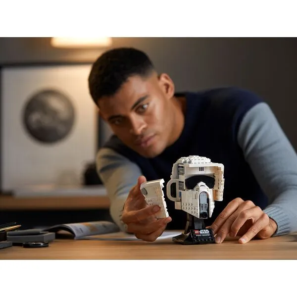 Star Wars 75305 Шлем пехотинца-разведчика (Фото 4)