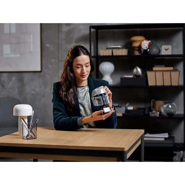 Star Wars 75328 Шлем Мандалорца (Фото 3)