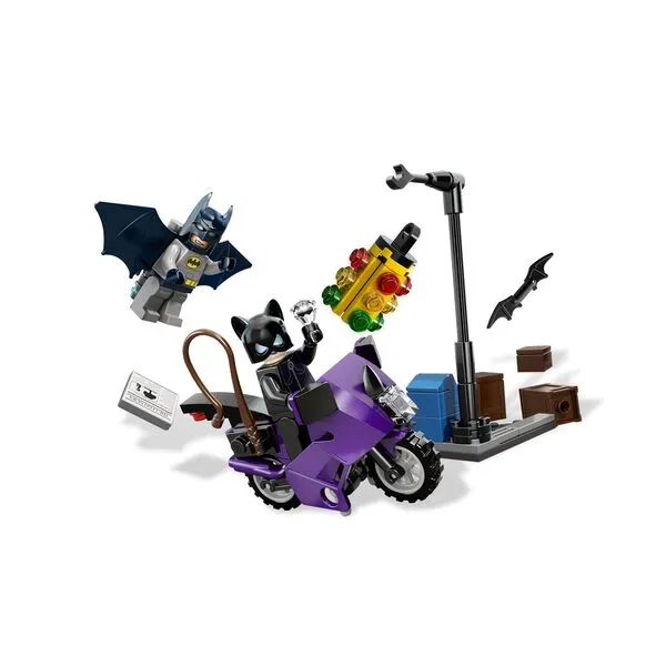 Super Heroes 6858 Погоня за котоциклом Женщины-Кошки в городе (Фото 2)