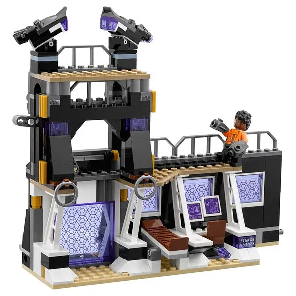 Super Heroes 76103 Атака Корвуса Глейва (Фото 5)