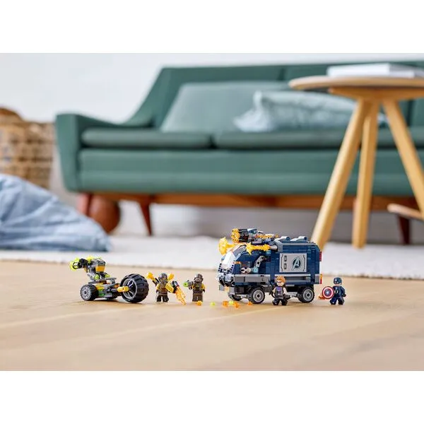 Super Heroes 76143 Мстители: Нападение на грузовик (Фото 4)