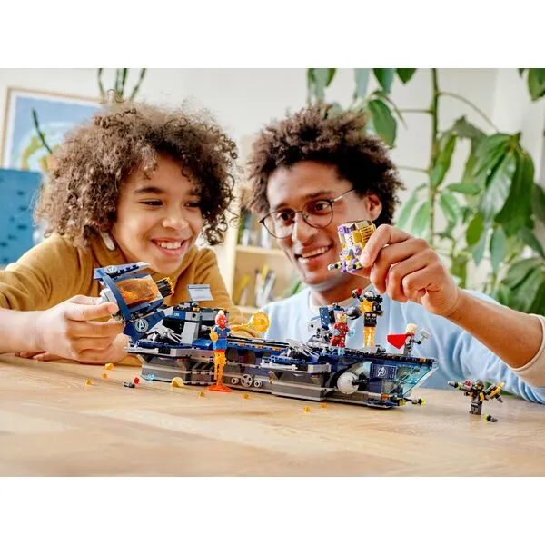 Super Heroes 76153 Геликарриер (Фото 3)