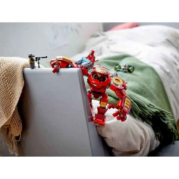 Super Heroes 76164 Avengers Movie 4 Халкбастер против агента А.И.М. (Фото 3)