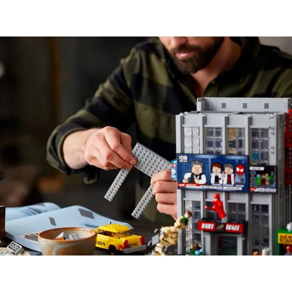 Super Heroes 76178 Редакция Дейли Бьюгл (Фото 14)