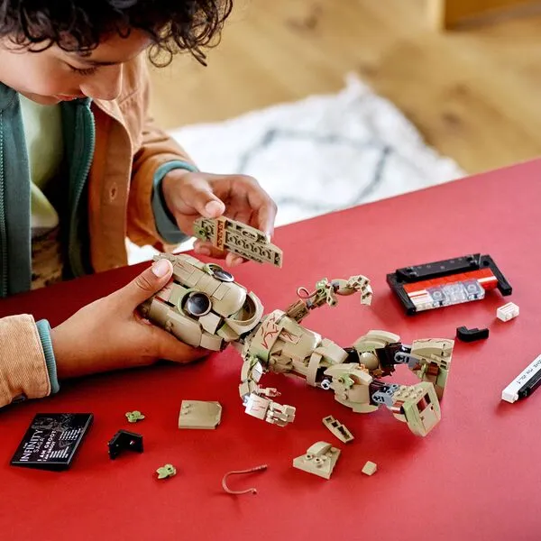 Super Heroes 76217 Я Грут (Фото 4)