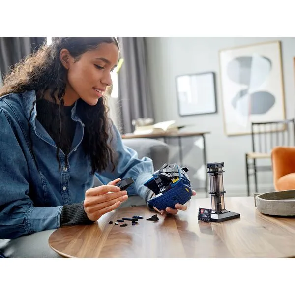 Super Heroes 76238 Маска Бэтмена из классического сериала (Фото 3)