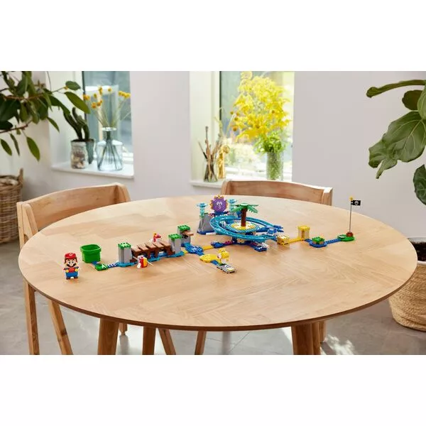 Super Mario 71400 Дополнительный набор «Пляжное веселье огромного ежа» (Фото 11)