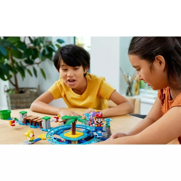 Super Mario 71400 Дополнительный набор «Пляжное веселье огромного ежа» (Фото 15)