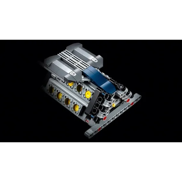 Technic 42083 Бугатти Широн (Фото 11)