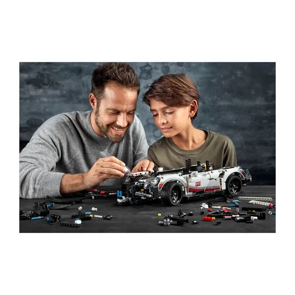 Technic 42096 Порше 911 RSR (Фото 3)