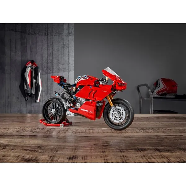Technic 42107 Ducati Panigale V4 R (Фото 9)
