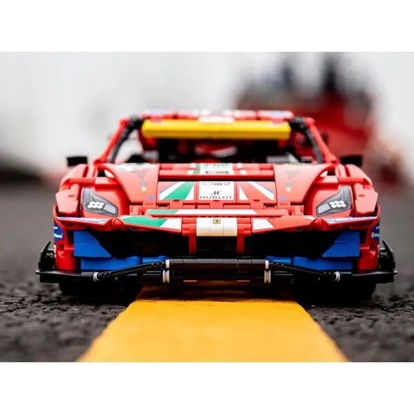Technic 42125 Ferrari 488 GTE AF Corse #51 (Фото 9)