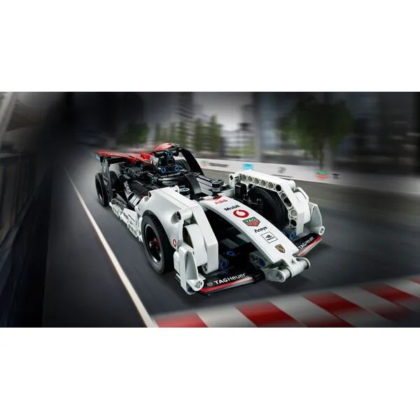 Technic 42137 Formula E Porsche 99X Electric (Фото 4)