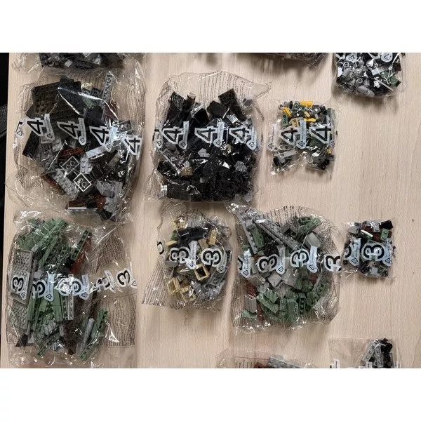 Уцененные наборы 10228-404 Дом с привидениями (Фото 4)