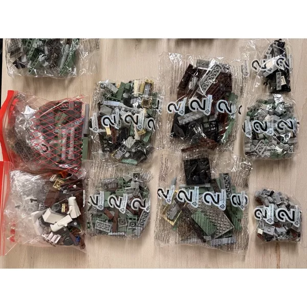 Уцененные наборы 10228-404 Дом с привидениями (Фото 3)