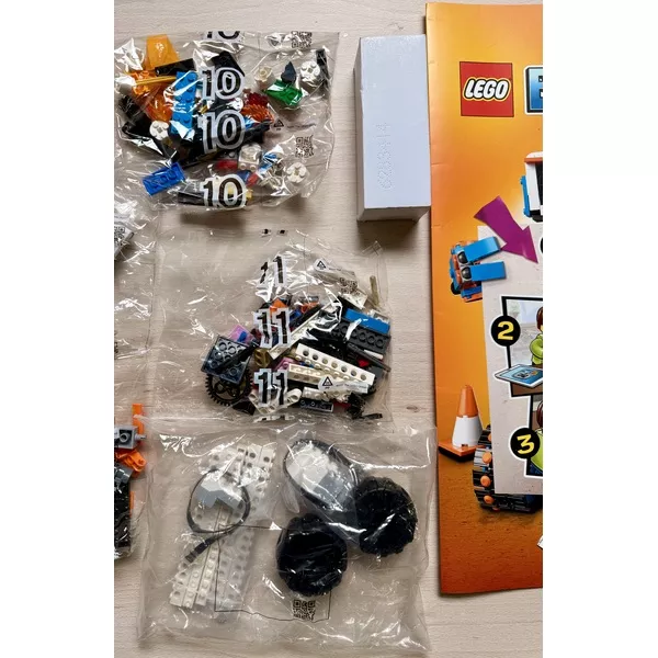 Уцененные наборы 17101-404-1 Набор для конструирования и программирования (Фото 6)