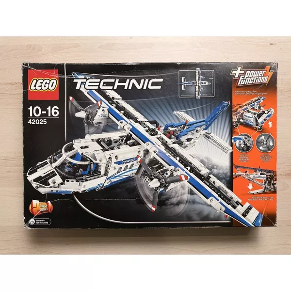 Уцененные наборы 42025-404 Грузовой самолёт