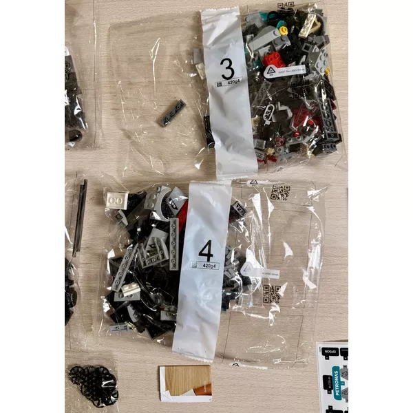 Уцененные наборы 76909-404 Mercedes-AMG F1 W12 E Performance и Mercedes-AMG Project One (Фото 4)