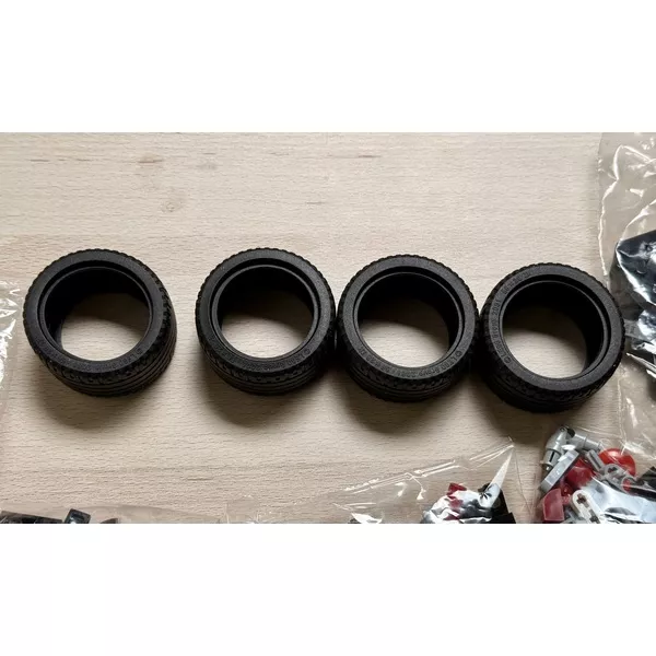 Уцененные наборы 7784-404 The Batmobile Ultimate Collectors Edition (Фото 8)